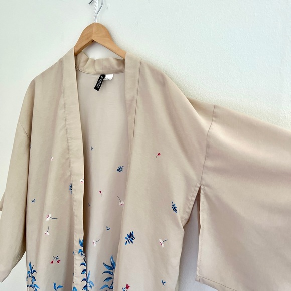 Bohemian Printed Floral Kimono Jacket Open Cardigan Cream Pink Blue Cropped Cape - Picture 7 of 9